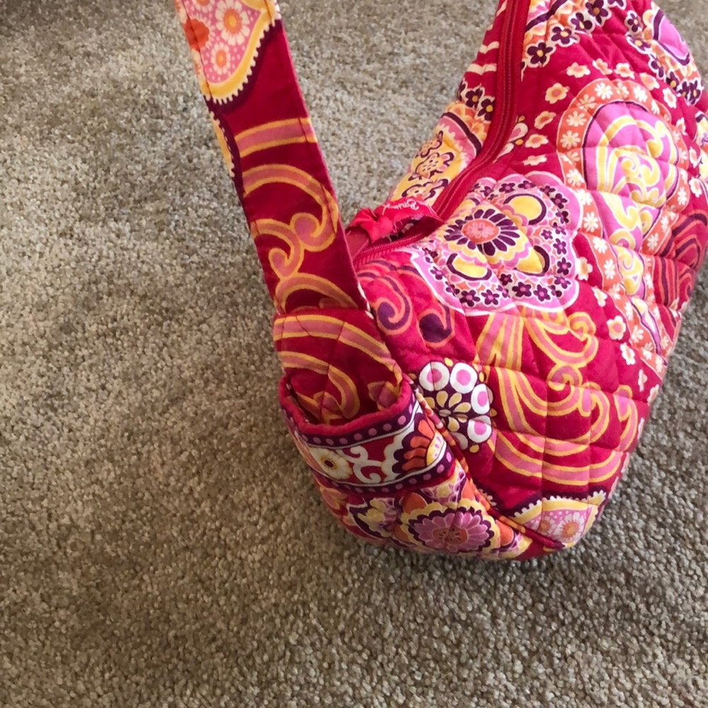 VERA BRADLEY HAND BAG - Picture 3 of 4